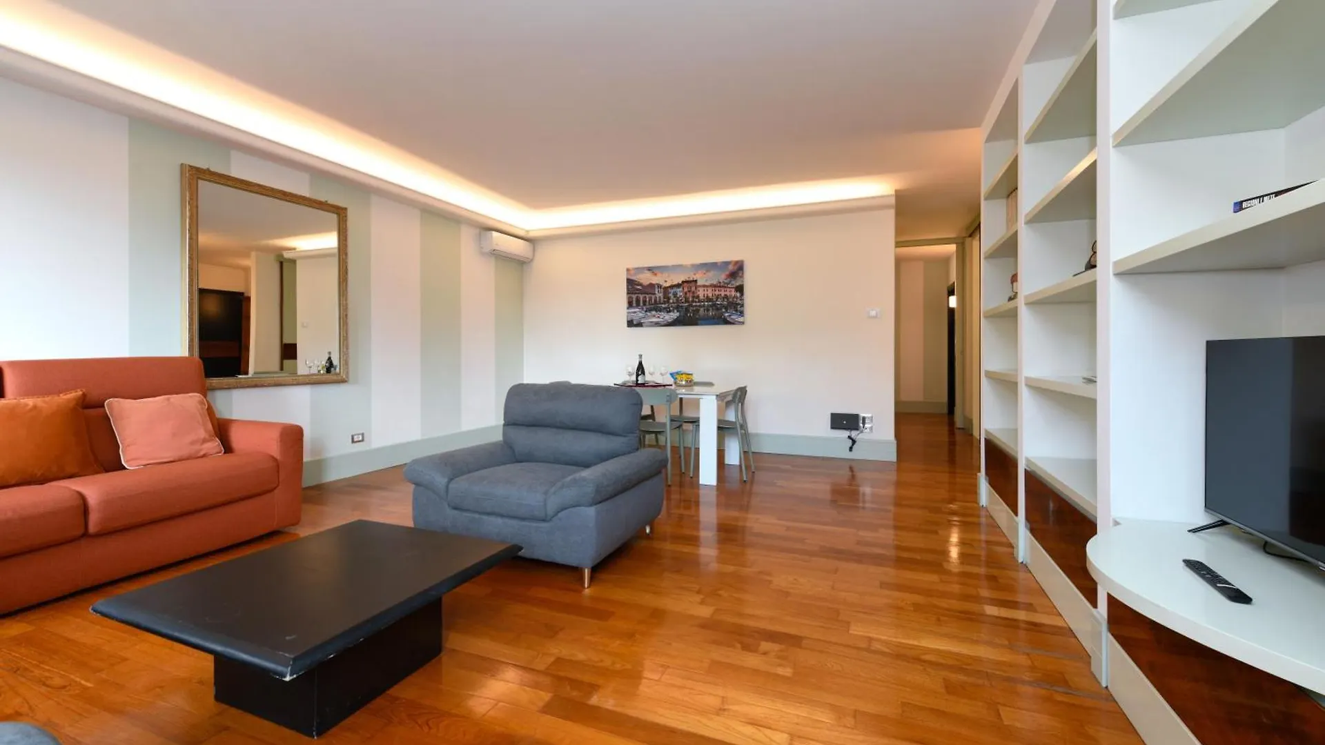 Le Finestre Sugli Ulivi Centro Storico Desenzano Appartement Desenzano del Garda