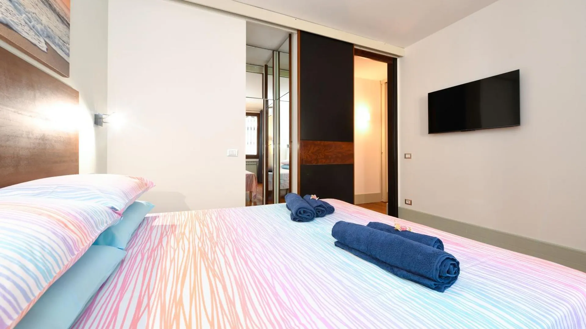 Le Finestre Sugli Ulivi Centro Storico Desenzano Appartement Desenzano del Garda