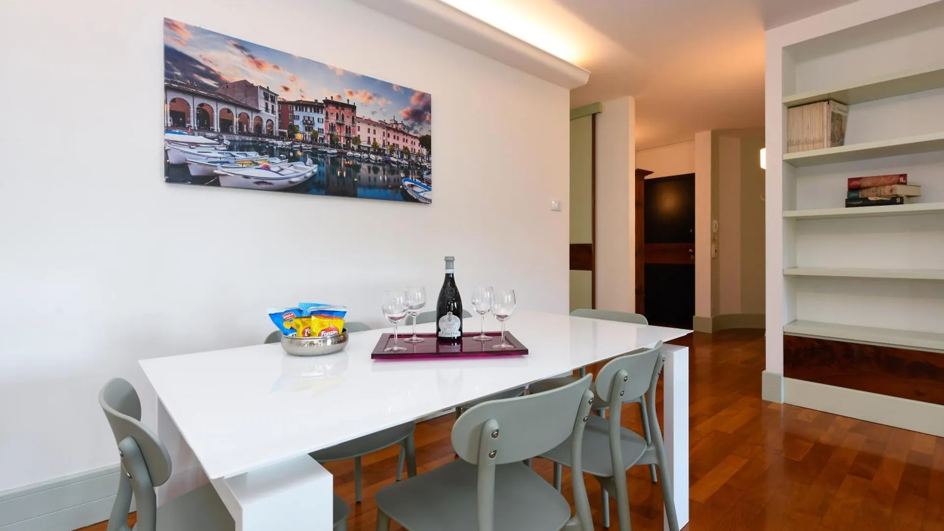 Le Finestre Sugli Ulivi Centro Storico Desenzano Appartement Desenzano del Garda 0*,  Italië